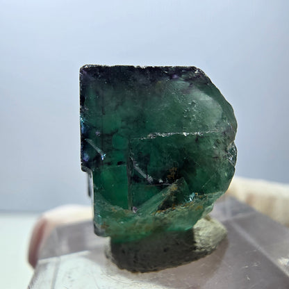 Rare spécimen de cube de fluorite fantôme, vert-violet, Okorusu, Namibie, 24 x 19 x 13 mm 