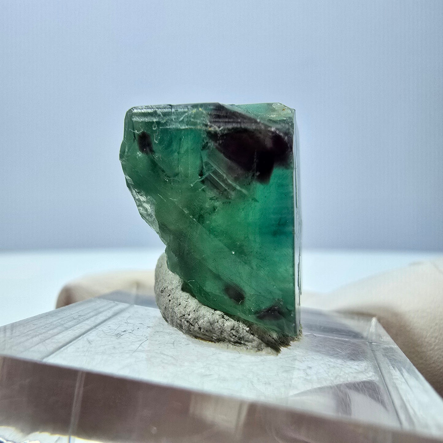 Klarer Phantom Fluorit Würfel, grün lila Okorusu, Namibia 19*14*13mm