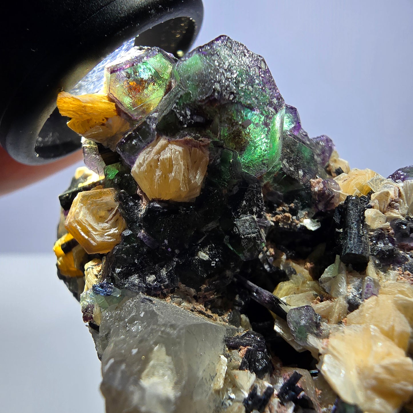 Große Fluorit, Schörl Turmalin, Rauchquarz, Muskovit Stufe Erongo, Namibia 92*54*49mm