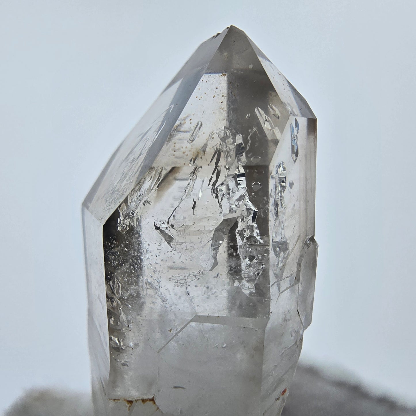 Enhydro Phantom Rauchquarz Zepter Spitze 2x Blase Goboboseb, Namibia 43*21*15mm
