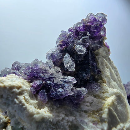 Cube de fluorite fantôme, hyalite, spécimen d'orthose, Erongo, Namibie, 73 x 52 x 49 mm 