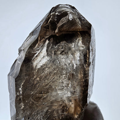 Sceptre en quartz fumé squelette Enhydro, calcite UV, 3 bulles, poche Saint-Valentin, Namibie, 149 x 71 x 52 mm 