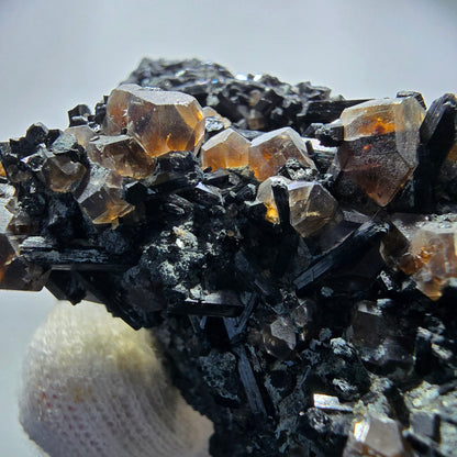 Phantom Fluorit Würfel braun, Schörl Turmalin Stufe Erongo, Namibia 81*49*36mm