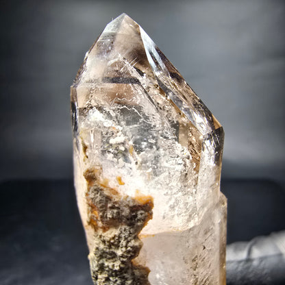Points à double terminaison en quartz fumé fantôme clair Goboboseb namibie 62*25*19mm
