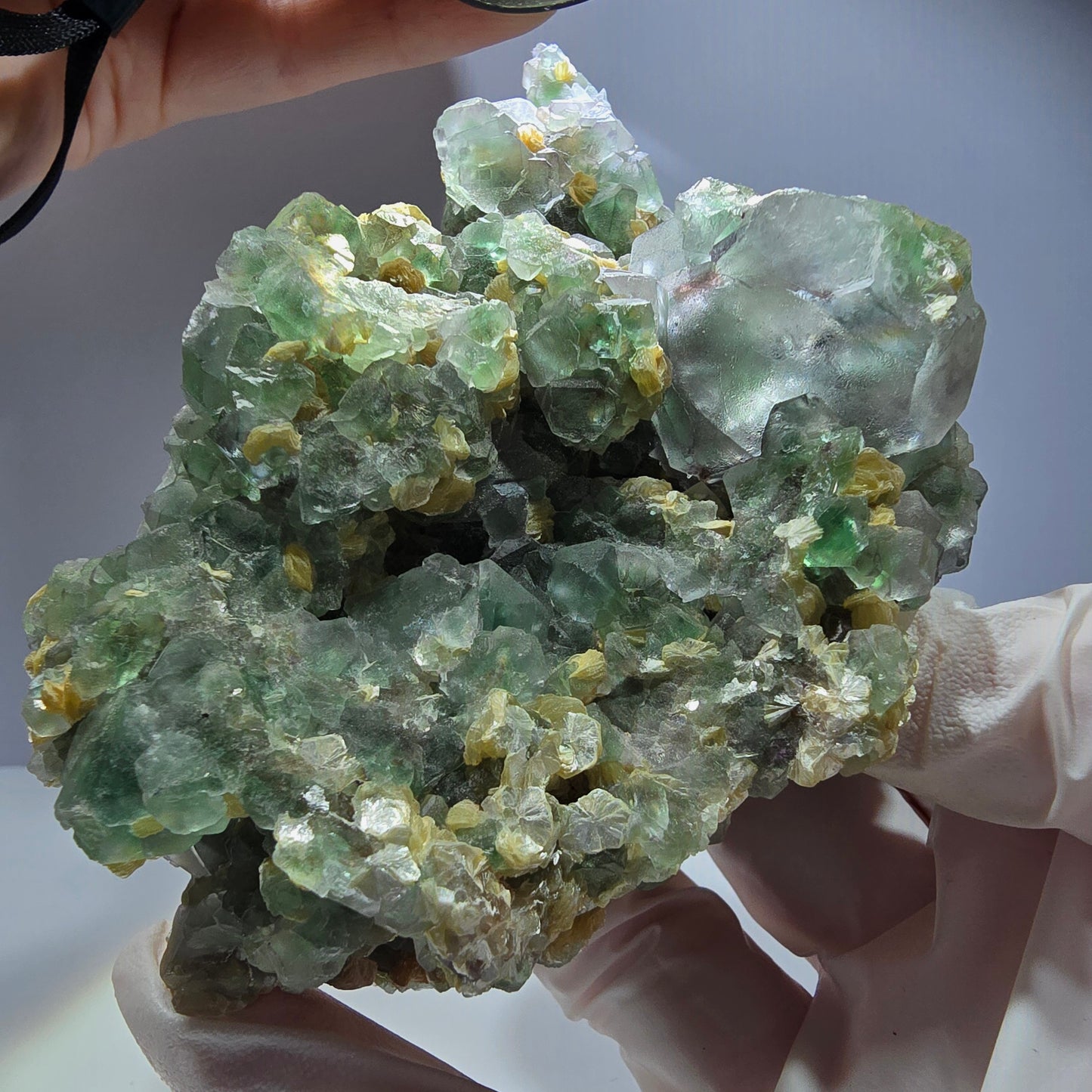 Phantom Fluorit Würfel hexagonal, Muskovit, Hyalit Opal Stufe Erongo, Namibia 122*74*58mm