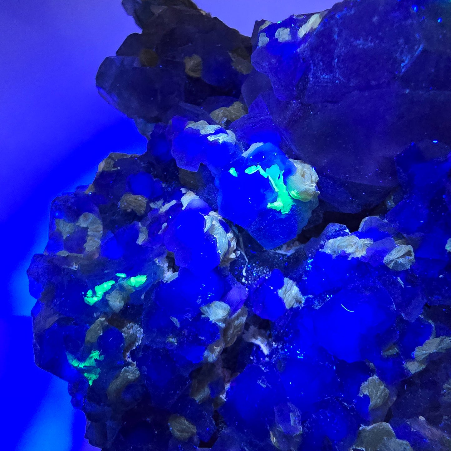 Phantom Fluorit Würfel hexagonal, Muskovit, Hyalit Opal Stufe Erongo, Namibia 122*74*58mm