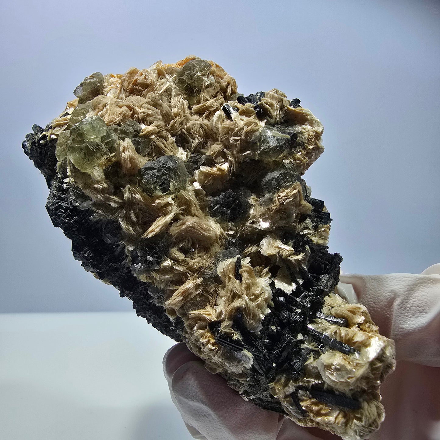 Große Phantom Fluorit, Schörl Turmalin Muskovit Stufe Erongo Namibia 108*58*43mm
