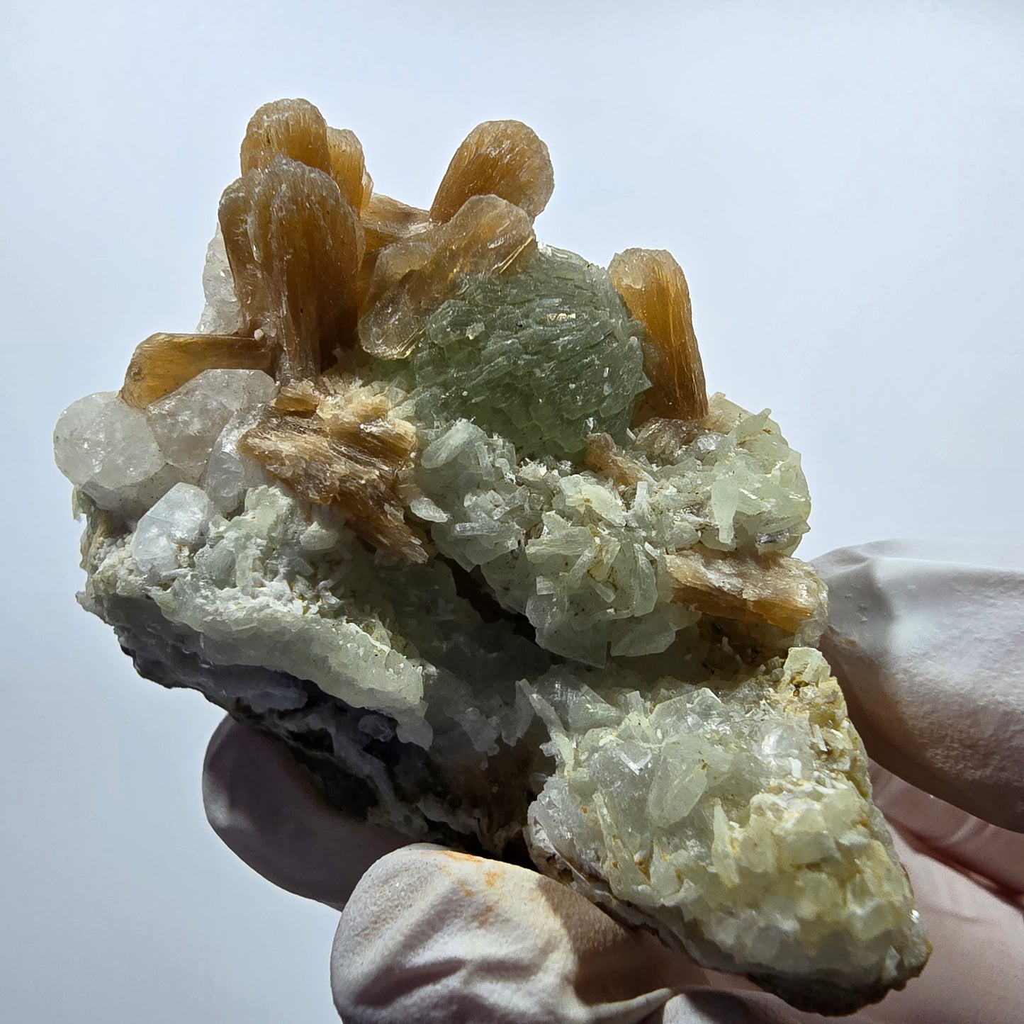 Seltene Prehnit, Stilbit, Calcit Stufe Streep Mine Goboboseb, Namibia 59*30*41mm