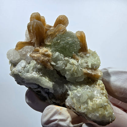 Seltene Prehnit, Stilbit, Calcit Stufe Streep Mine Goboboseb, Namibia 59*30*41mm