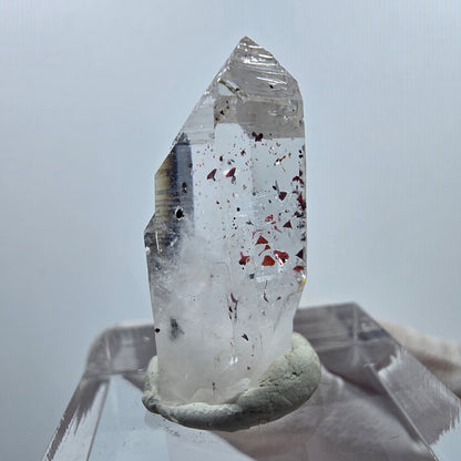 Harlekin Lemurian Hämatit Quarz Spitze Streep Mine Goboboseb, Namibia 27*13*11mm