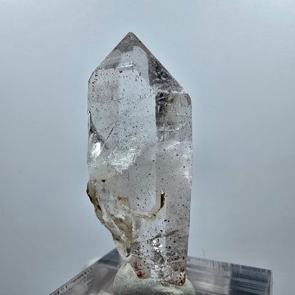 Pointe double en quartz squelette arlequin de Goboboseb, Namibie 38*16*10 mm 