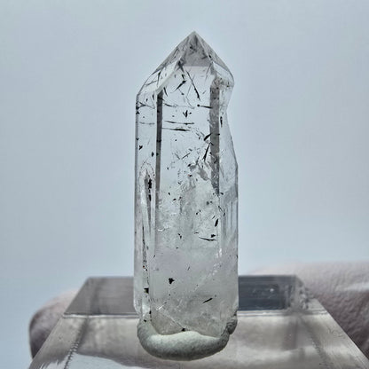 Klare Epidot Phantom Quarz Spitze Streep Mine Goboboseb, Namibia 28*10*7mm