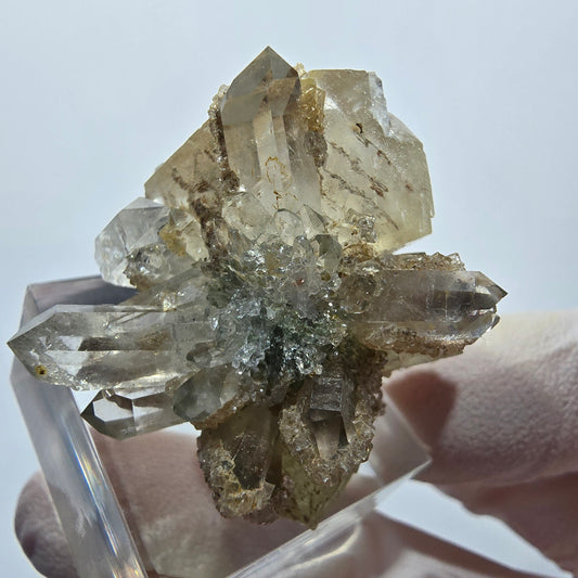 Rare cube de calcite, préhnite, spécimen de quartz de la mine de Streep, Goboboseb, Namibie, 39 x 33 x 24 mm 