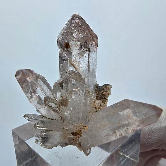 Klare Phantom Rauchquarz Zepter auf Matrix Stufe Goboboseb, Namibia 36*32*30mm