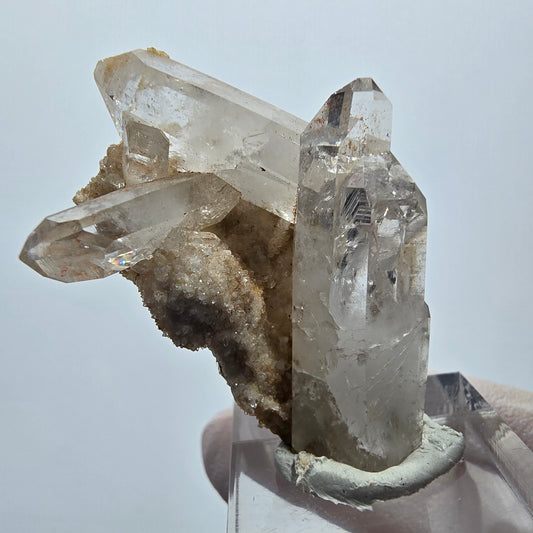 Pointes de quartz fumé squelettiques biterminées sur matrice, Goboboseb, Namibie, 46 x 34 x 20 mm