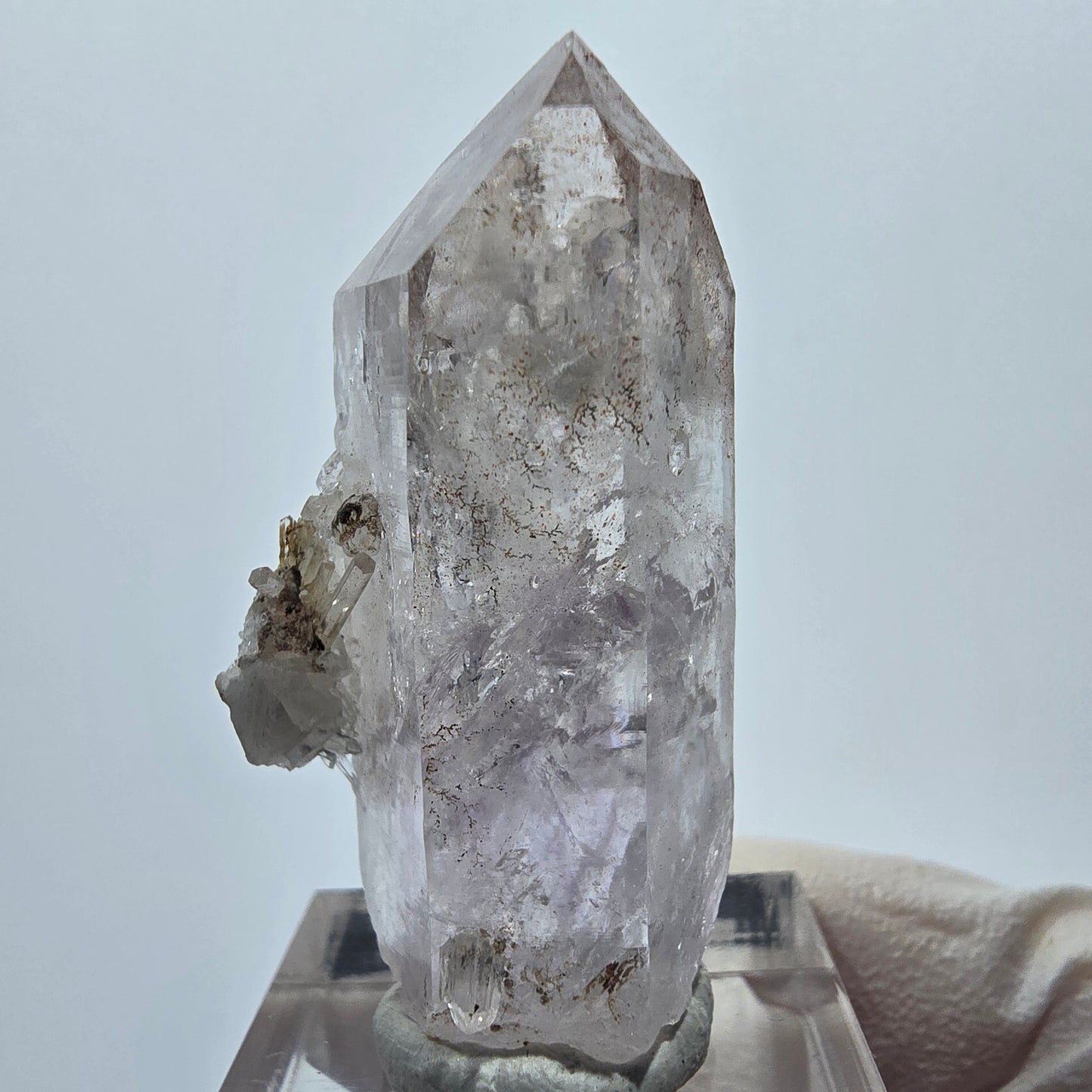 Lemurian Phantom Amethyst mit Hämatit Spitze Streep Mine Goboboseb, Namibia 44*26*18mm