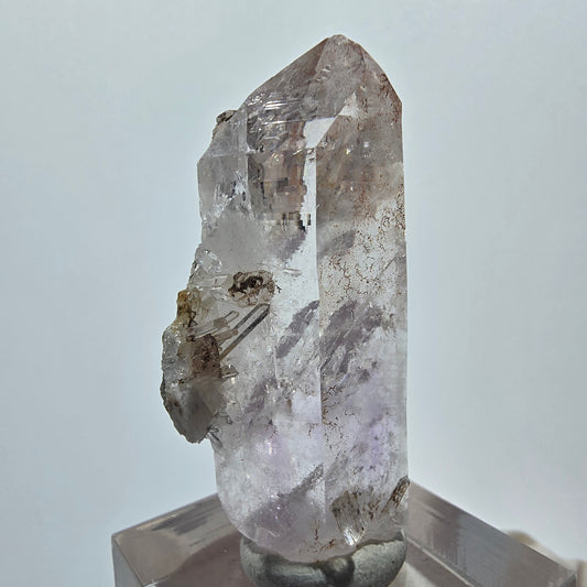 Lemurian Phantom Amethyst mit Hämatit Spitze Streep Mine Goboboseb, Namibia 44*26*18mm