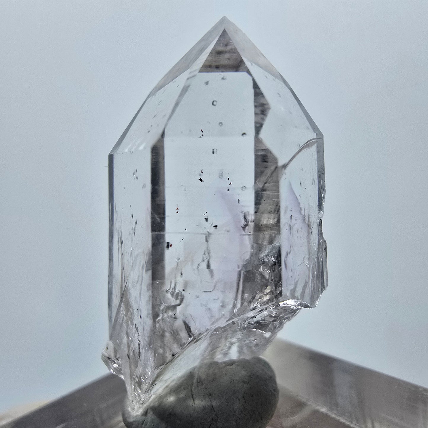 Lemurian Phantom Amethyst mit Analcim, Hämatit Streep Mine Goboboseb, Namibia 32*18*14mm