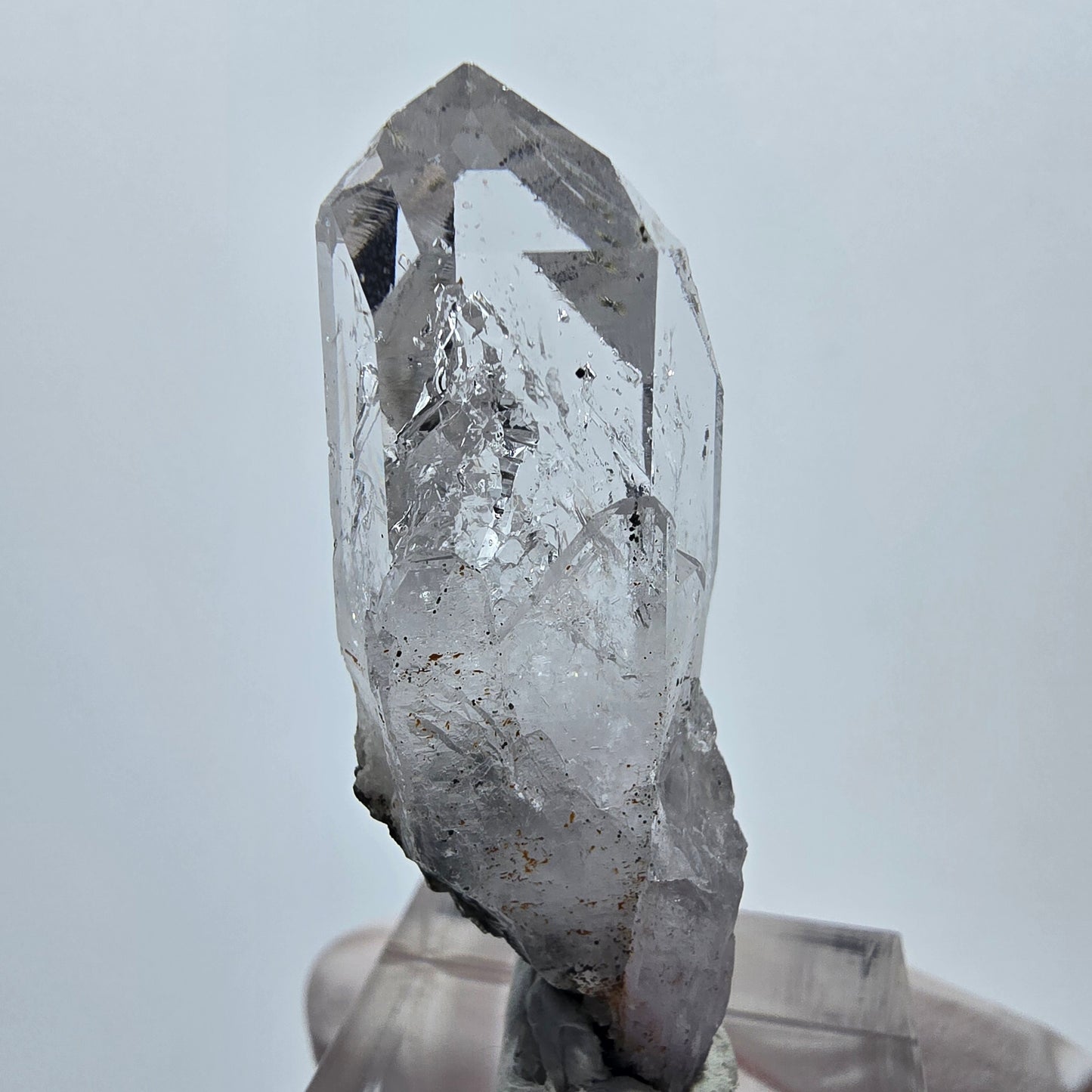 Enhydro Lemurian Phantom Quarz, Hämatit, 1x Blase Streep Mine Goboboseb Namibia 46*17*16mm