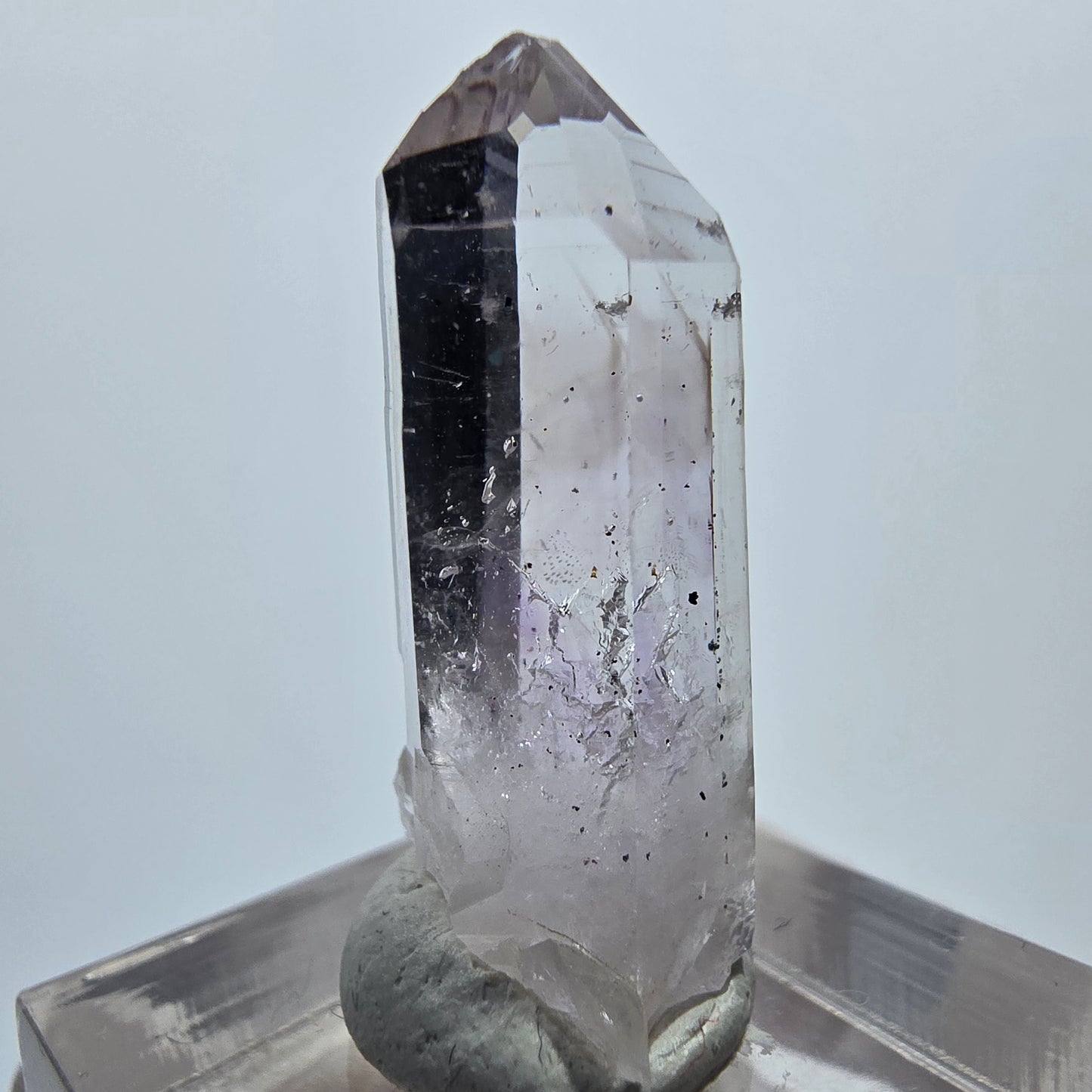 Lemurian Phantom Amethyst mit Hämatit Streep Mine Goboboseb, Namibia 31*15*10mm