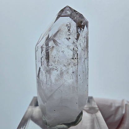 Enhydro Phantom Quarz mit Hämatit, 1x Blase Streep Mine Goboboseb, Namibia 38*17*14mm