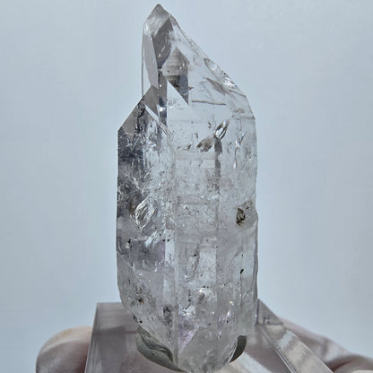 Lemurian Phantom Quarz mit Hämatit Streep Mine Goboboseb, Namibia 42*19*18mm