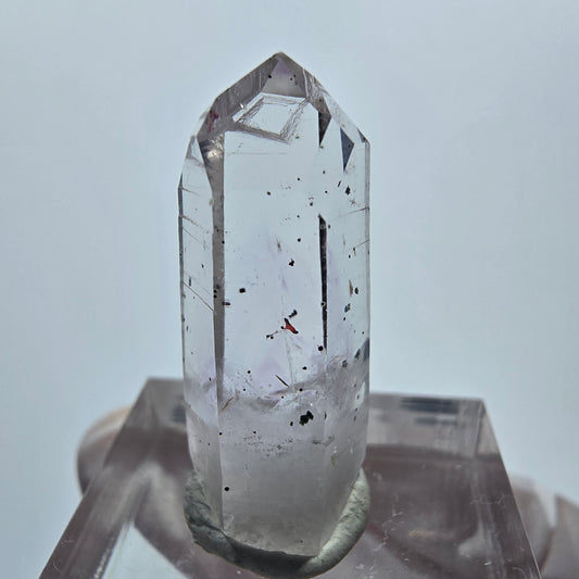 Lemurian Phantom Amethyst mit Hämatit Streep Mine Goboboseb, Namibia 27*11*11mm