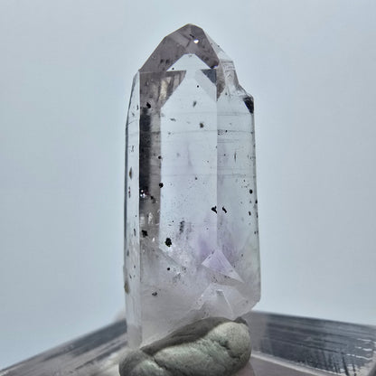 Lemurian Phantom Amethyst mit Hämatit Streep Mine Goboboseb, Namibia 27*11*11mm