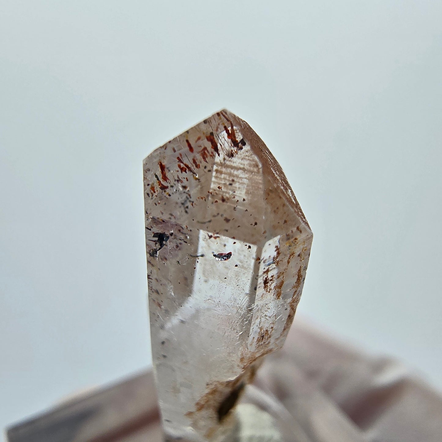 Harlekin Phantom Quarz Doppelender Streep Mine Goboboseb, Namibia 33*9*8mm