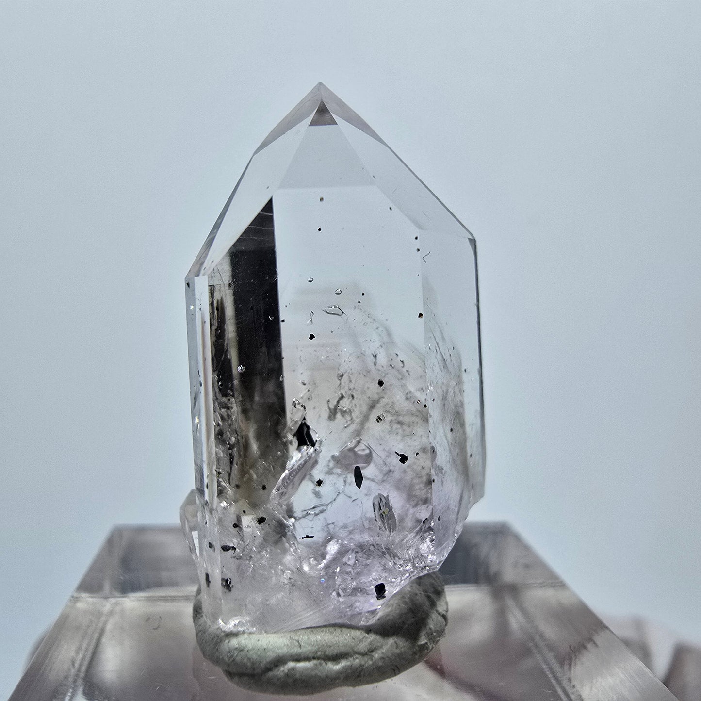 Lemurian Phantom Amethyst mit Hämatit Streep Mine Goboboseb, Namibia 26*16*10mm