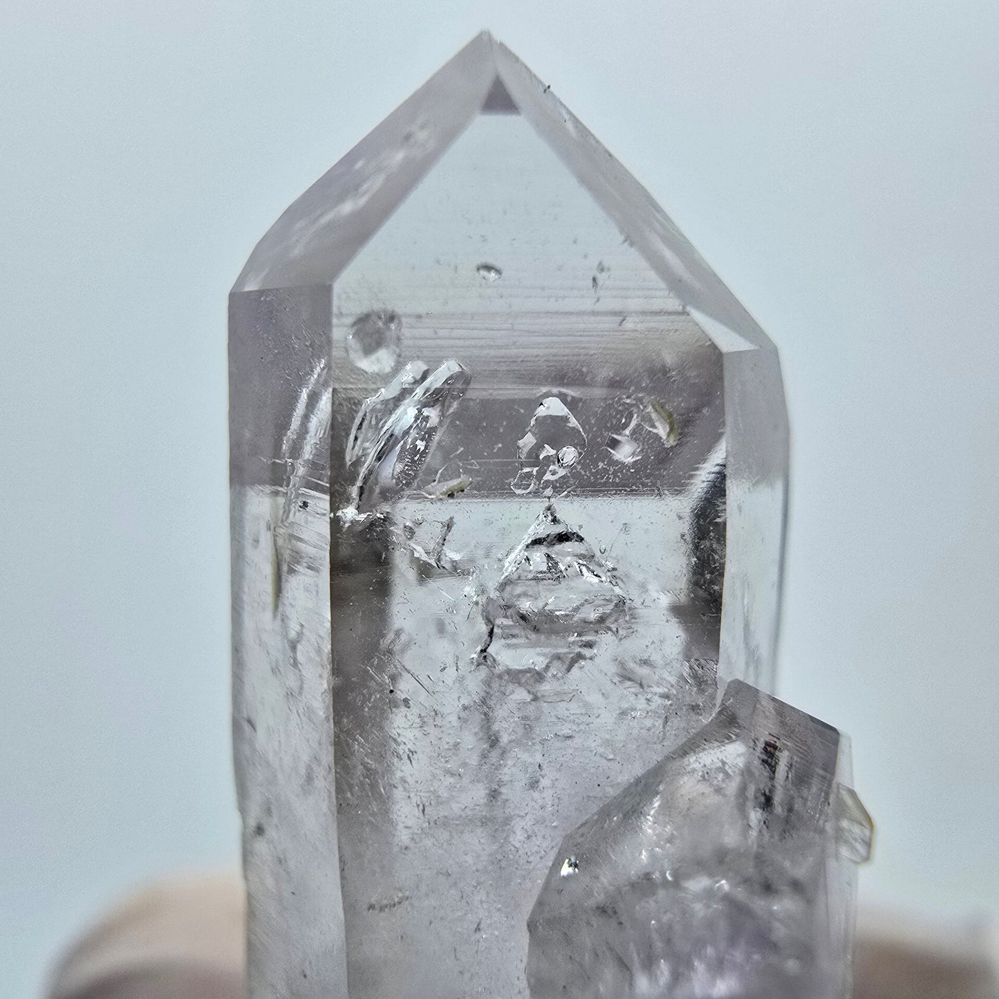 Enhydro Lemurian Phantom Amethyst, 1x Blase Streep Mine Goboboseb, Namibia 37*18*14mm