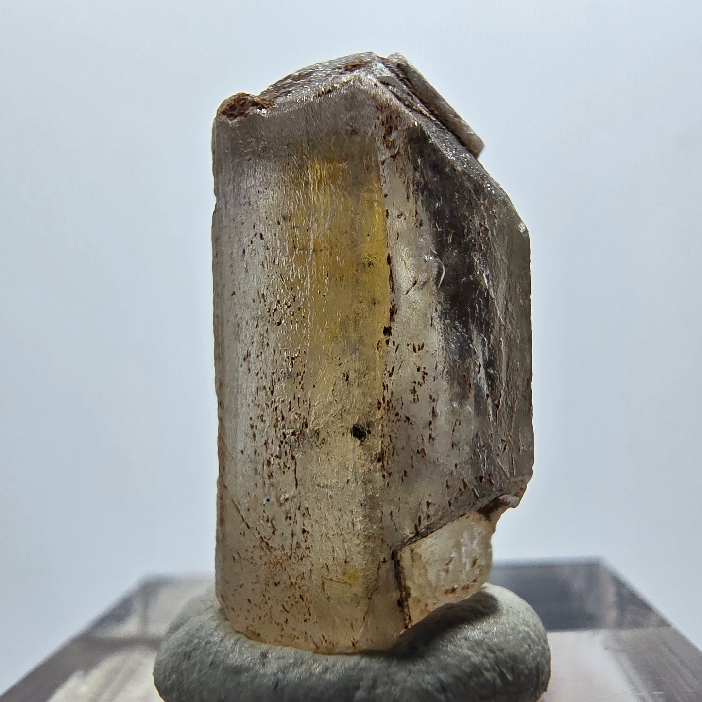 Seltener Baryt X Kristall, braun gelb Brukkaros, Namibia 24*14*12mm