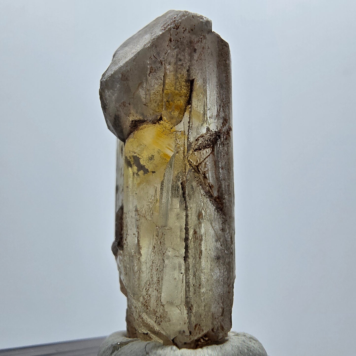 Seltener Baryt X Kristall, braun gelb 34*12*11mm Brukkaros, Namibia