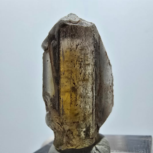 Cristal de barytine rare, brun-jaune, Brukkaros, Namibie, 33 x 17 x 15 mm 