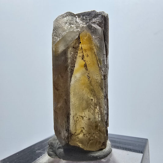 Cristal de barytine rare, brun-jaune, Brukkaros, Namibie, 35 x 16 x 15 mm 