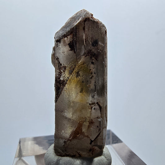 Cristal de barytine rare, jaune brunâtre, Brukkaros, Namibie, 34 x 14 x 11 mm 
