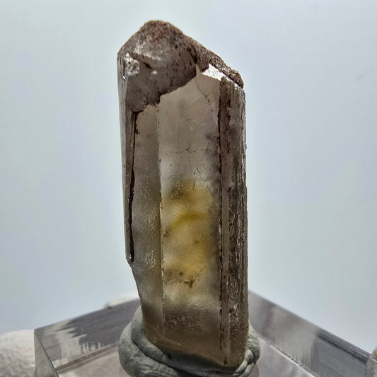 Cristal de barytine rare, brun-jaune, Brukkaros, Namibie, 33 x 16 x 12 mm 