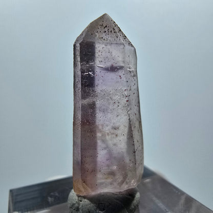 Klare Lemurian Phantom Amethyst Zepter Spitze Goboboseb, Namibia 30*11*9mm