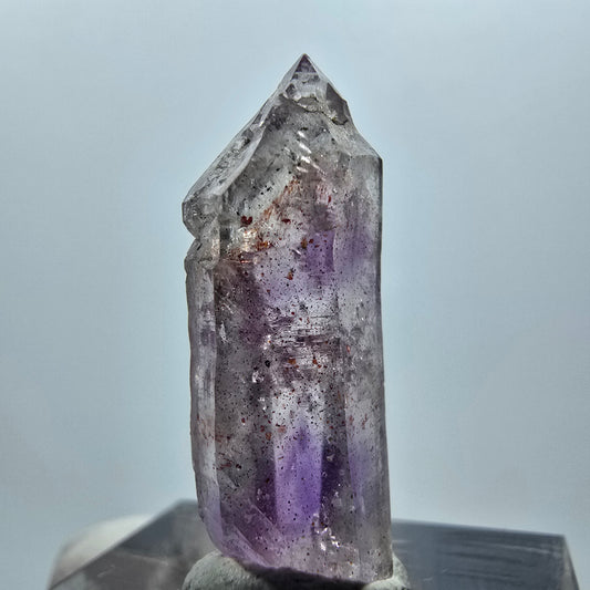 Klare Lemurian Phantom Amethyst Zepter Spitze Goboboseb, Namibia 27*10*9mm