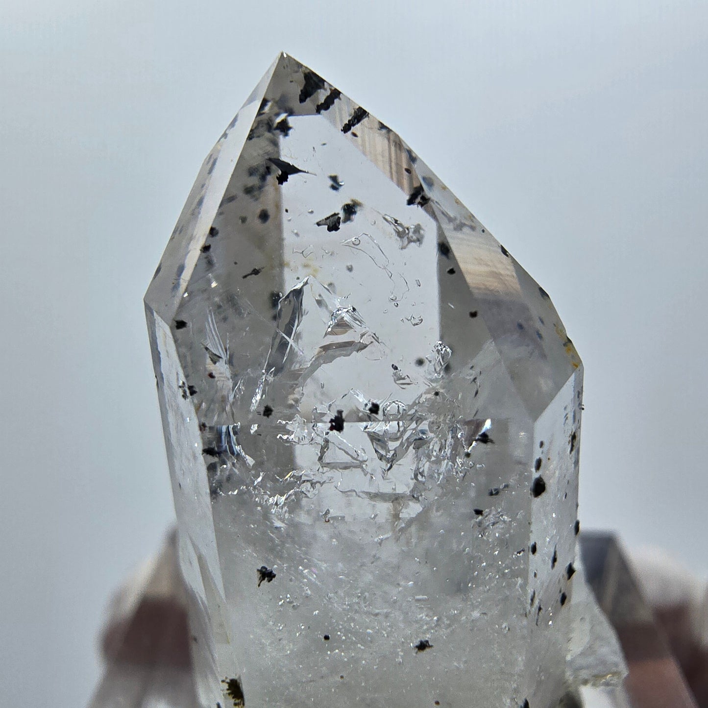 Enhydro Harlekin Hämatit Quarz 1x Blase Streep Mine Goboboseb Namibia 28*19*13mm