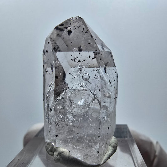 Enhydro Harlekin Phantom Quarz, 2x Blase (große Blase) Streep Mine, Namibia 30*18*16mm