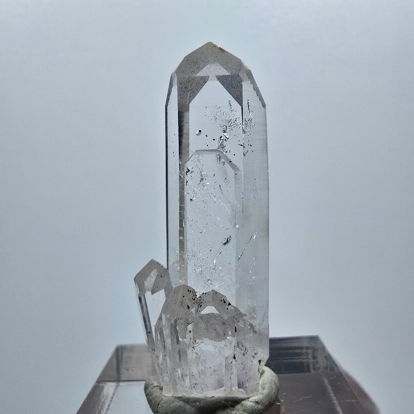 Klarer Lemurian Phantom Amethyst mit Epidot Streep Mine Goboboseb Namibia 37*14*12mm