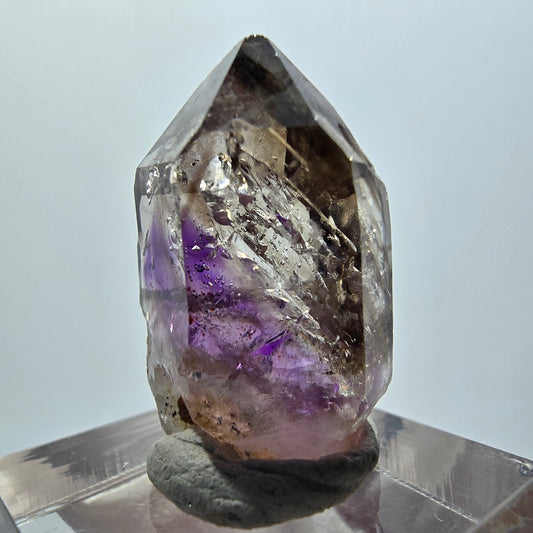 Enhydro Phantom Amethyst Zepter Spitze, 2x blase Goboboseb, Namibia 29*18*15mm