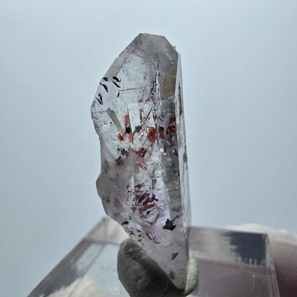 Améthyste fantôme arlequin lémurienne dentelle Streep Mine Goboboseb Namibie 30*11*11mm 