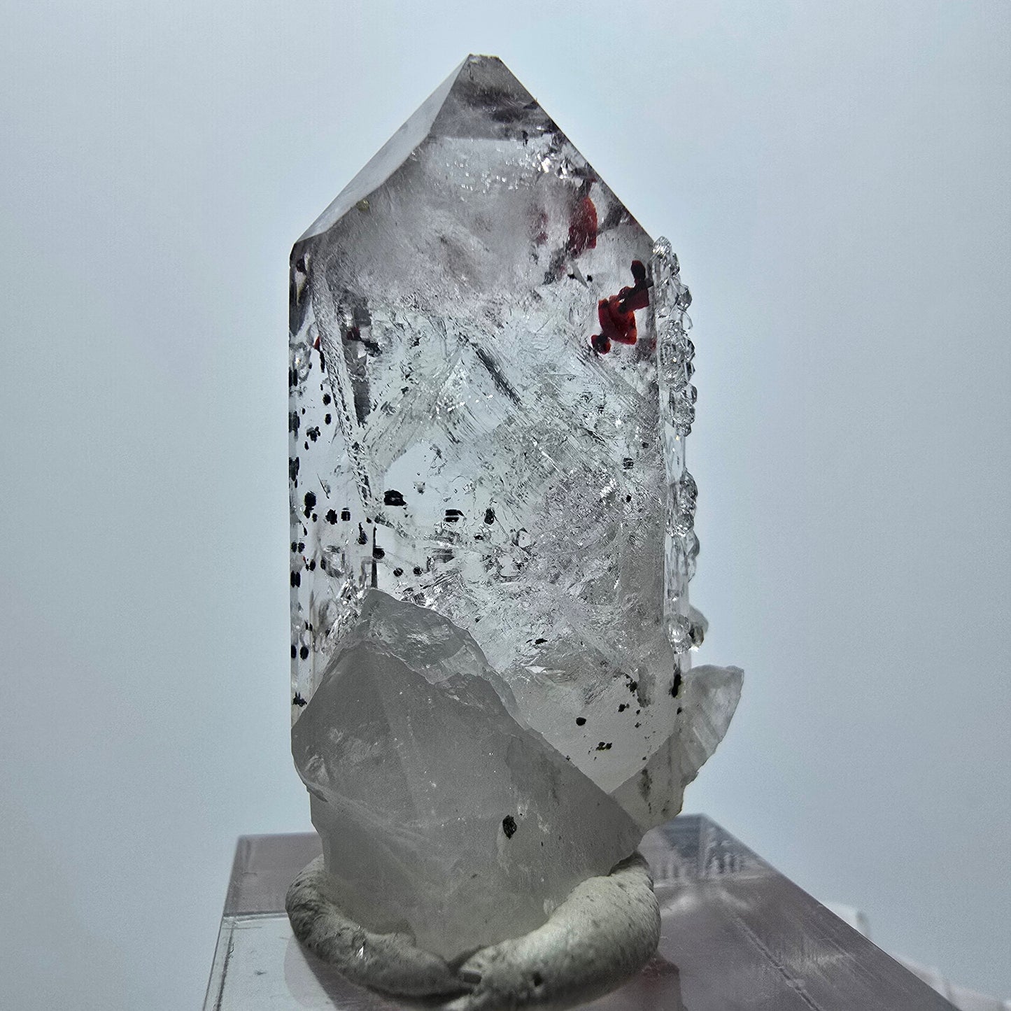 Améthyste fantôme arlequin avec analcim, mine de calcite Streep, Goboboseb, Namibie, 39 x 23 x 18 mm