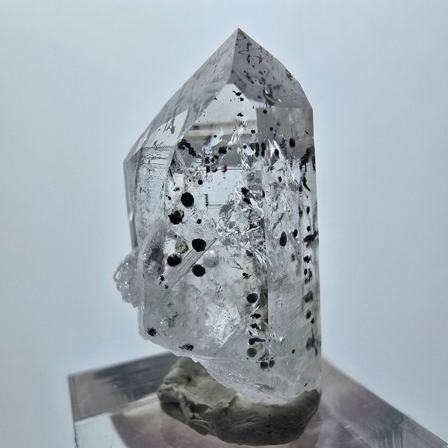 Enhydro Harlekin Phantom Quarz, 4x Blase Streep Mine Goboboseb Namibia 35*20*17mm