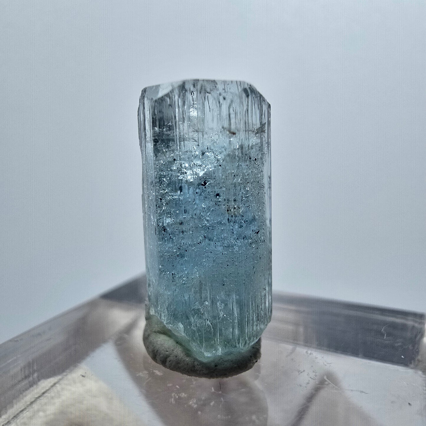 Sehr klarer Aquamarin X Kristall, blau Erongo, Namibia 18*8*7mm