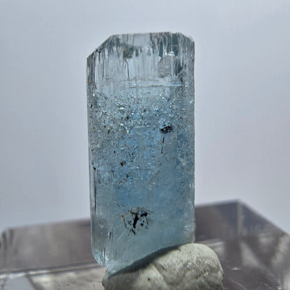 Sehr klarer Aquamarin X Kristall, blau Erongo, Namibia 18*8*7mm