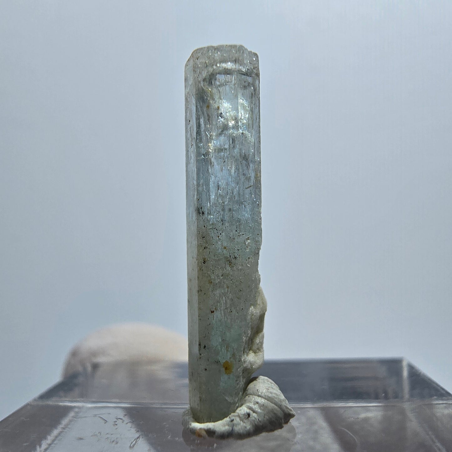 Sehr klarer Aquamarin X Kristall, blau Erongo, Namibia 21*5*4mm