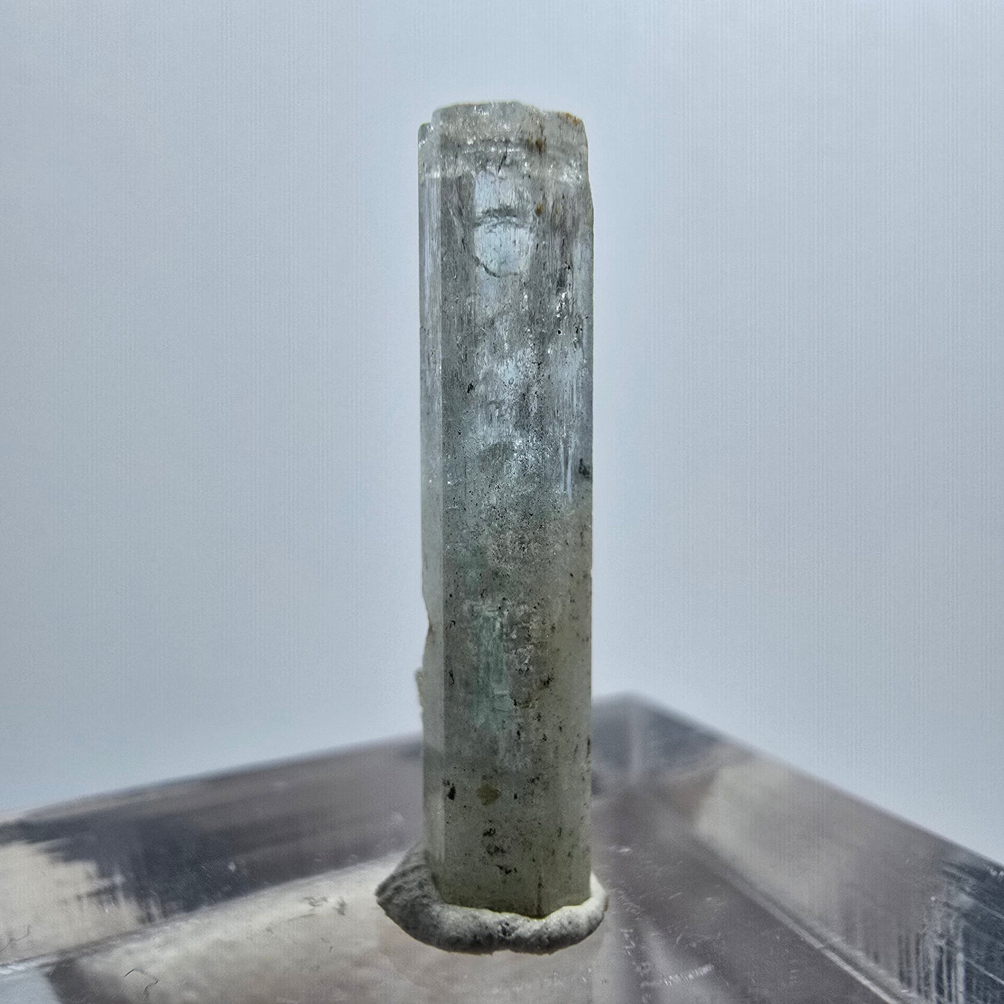 Sehr klarer Aquamarin X Kristall, blau Erongo, Namibia 21*5*4mm